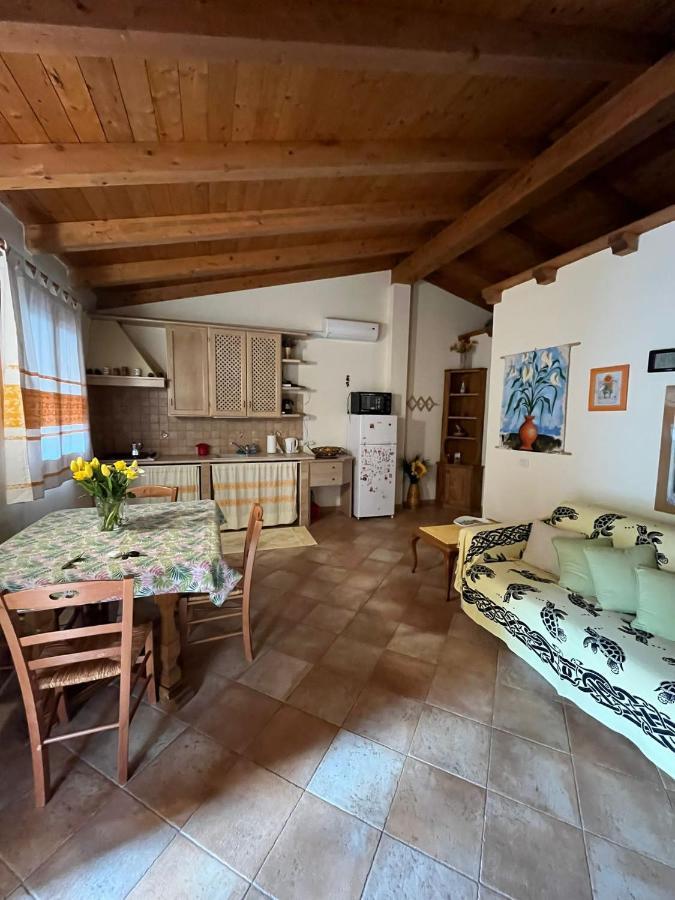 Casa Nel Borgo Di San Pantaleo Villa ภายนอก รูปภาพ
